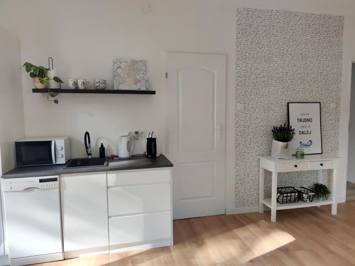 Apartament W Sasiedztwie Lasu 1800M Od Morza سوبوت المظهر الخارجي الصورة
